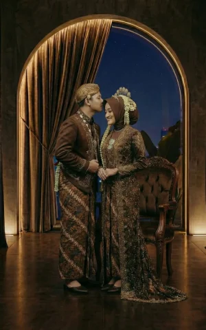 2 Couple Elegant Jawa